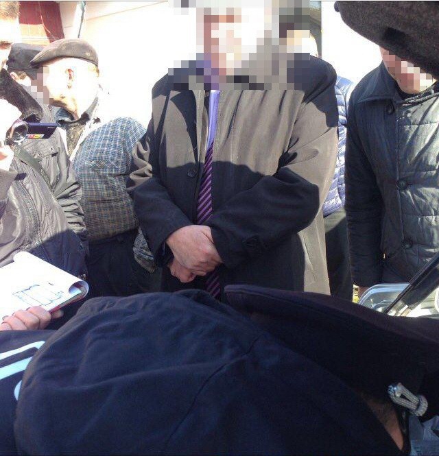Депутат горсовета в Тернопольской области попался на взятке - 35623 Депутат горсовета в Тернопольской области попался на взятке - фото 35623