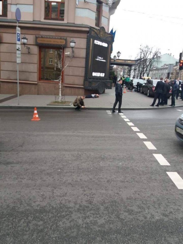 В центре Киева расстреляли двух людей возле отеля - 39467 В центре Киева расстреляли двух людей возле отеля - фото 39467