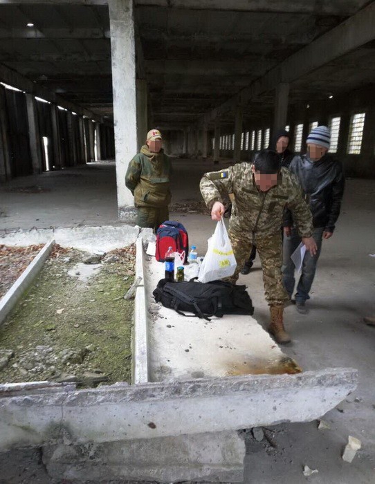 СБУ задержала начальника артиллерийского склада ВСУ, который торговал взрывчаткой - 39947 СБУ задержала начальника артиллерийского склада ВСУ, который торговал взрывчаткой - фото 39947