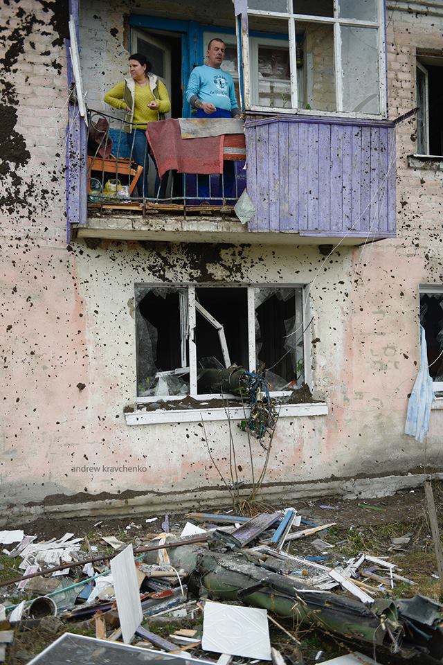 Балаклея - последствия взрывов снарядов: фоторепортаж - 39651 Балаклея - последствия взрывов снарядов: фоторепортаж - фото 39651