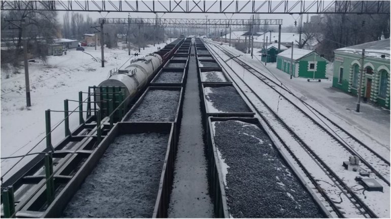 Вугілля яке сепаратисти везуть із окупованого Донбасу - 36755 Вугілля яке сепаратисти везуть із окупованого Донбасу - фото 36755