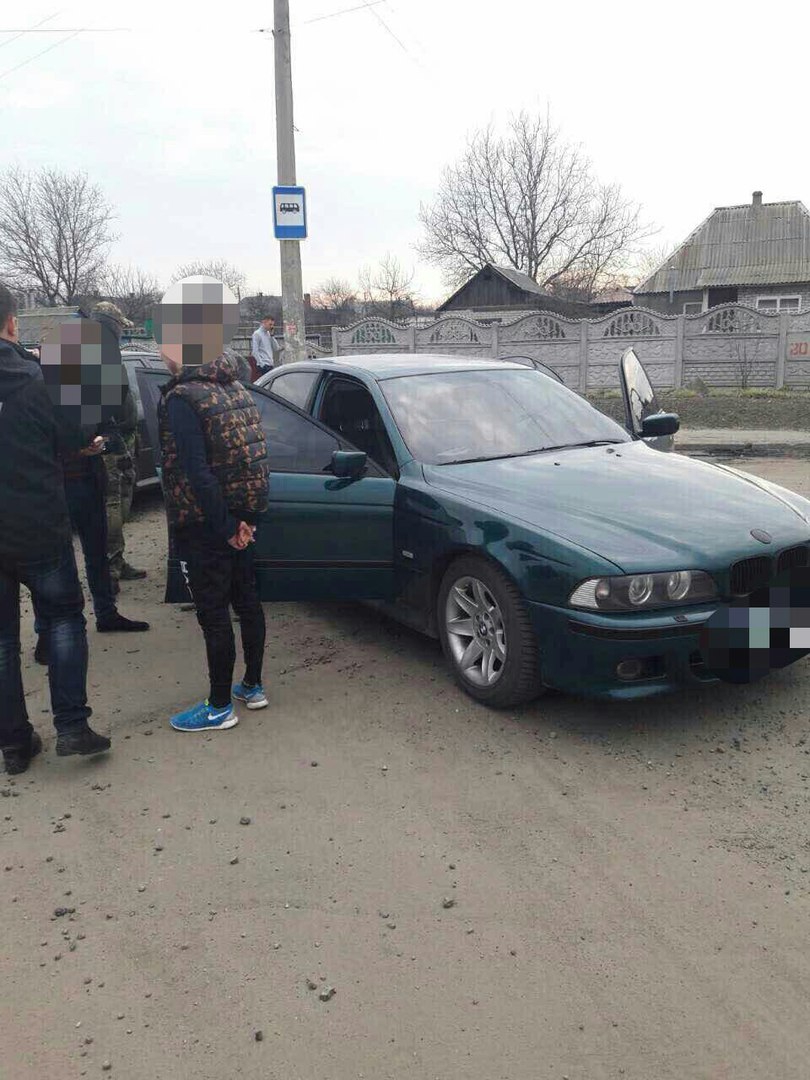 Полицейский в Донецкой области погорел на взятке в 27 000 гривен - 39748 Полицейский в Донецкой области погорел на взятке в 27 000 гривен - фото 39748