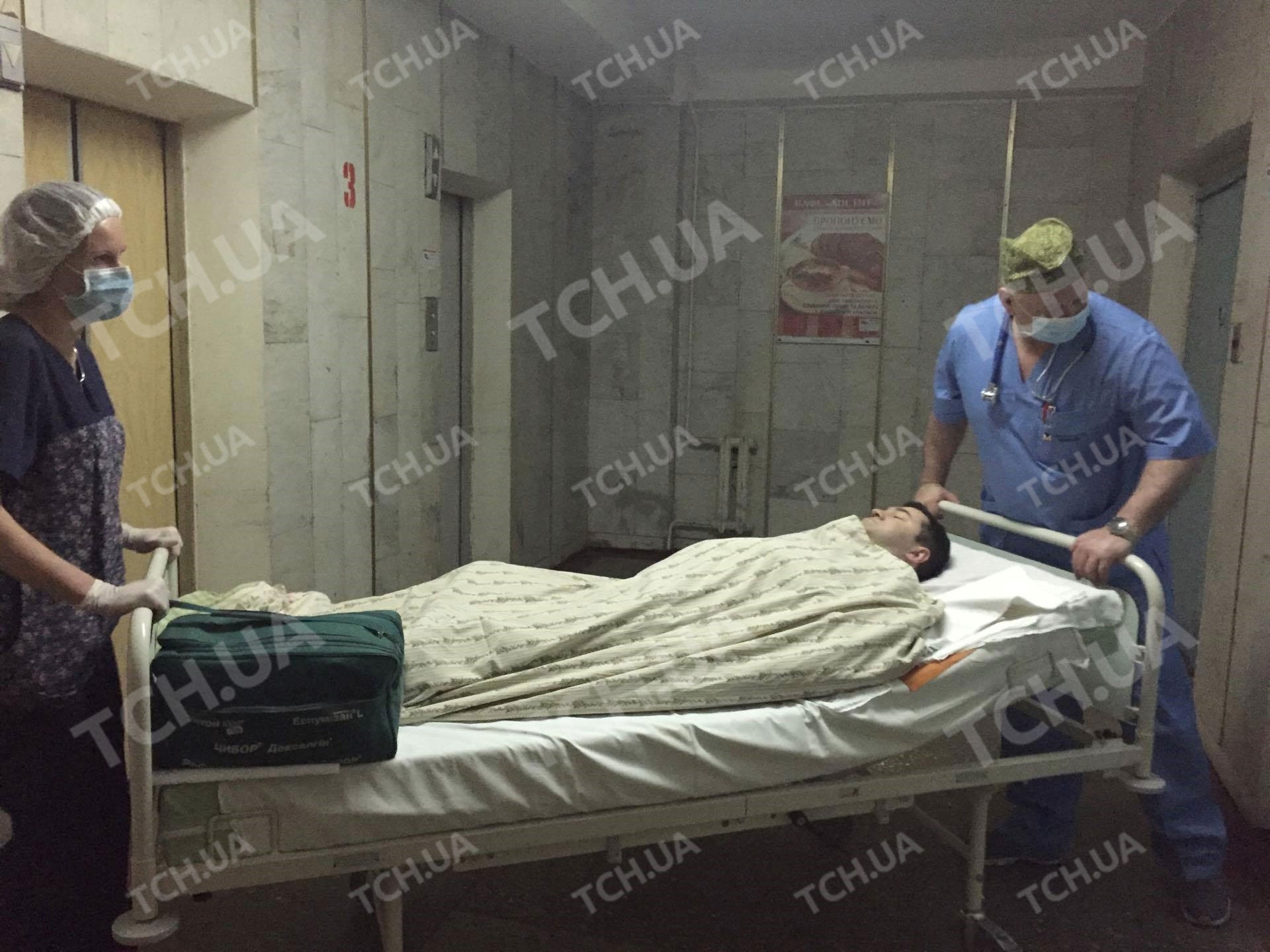 Роману Насирову сделали операцию (фото) - 44367 Роману Насирову сделали операцию (фото) - фото 44367