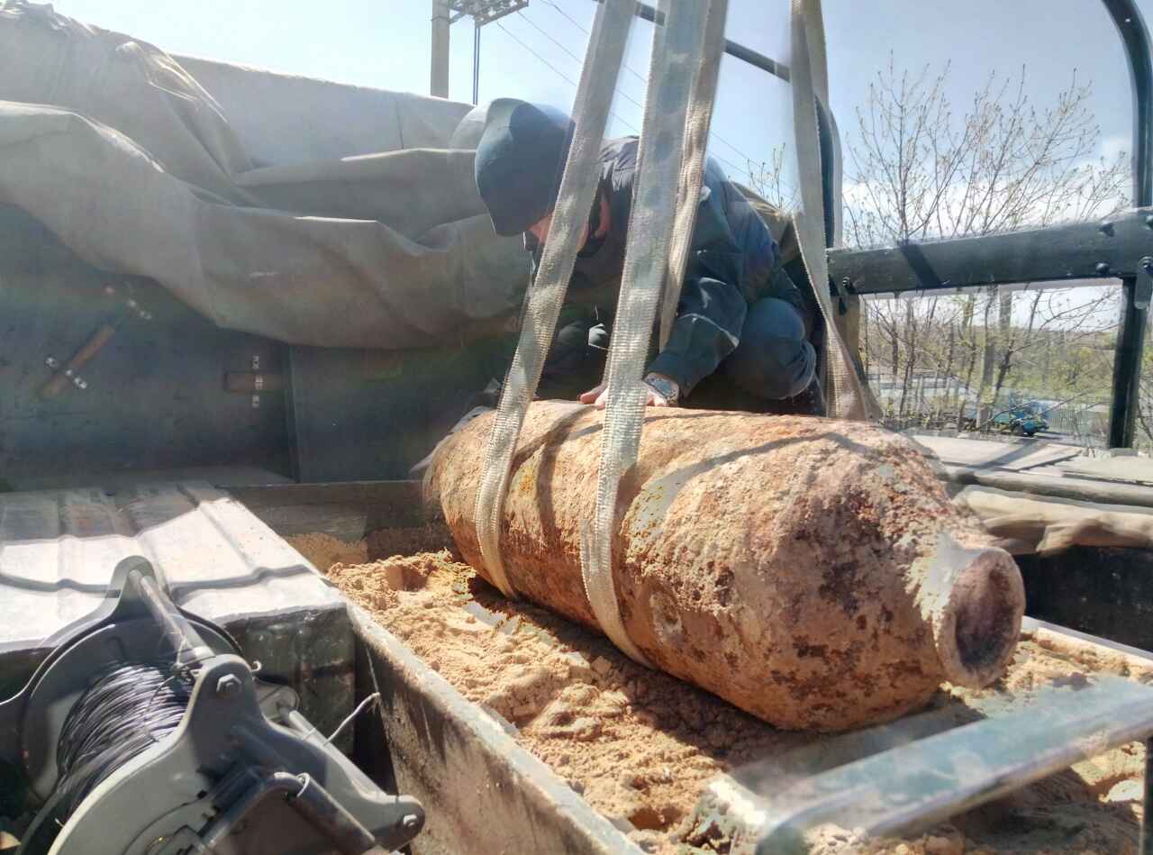 В Одесской области найдена большая авиабомба - 44469 В Одесской области найдена большая авиабомба - фото 44469