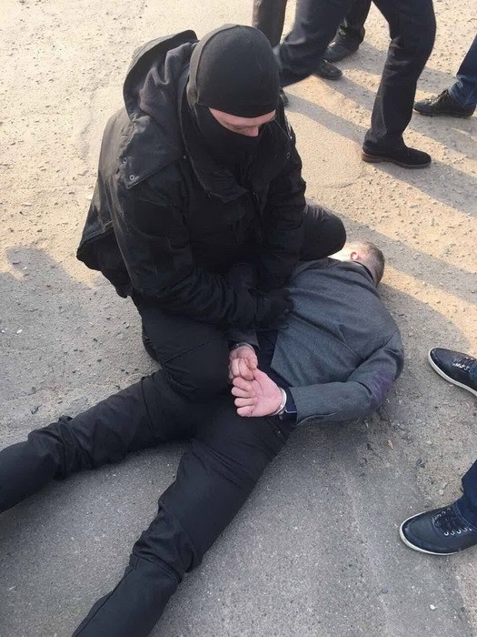 Один из руководителей харьковской налоговой обложил данью бизнесмена - 41300 Один из руководителей харьковской налоговой обложил данью бизнесмена - фото 41300