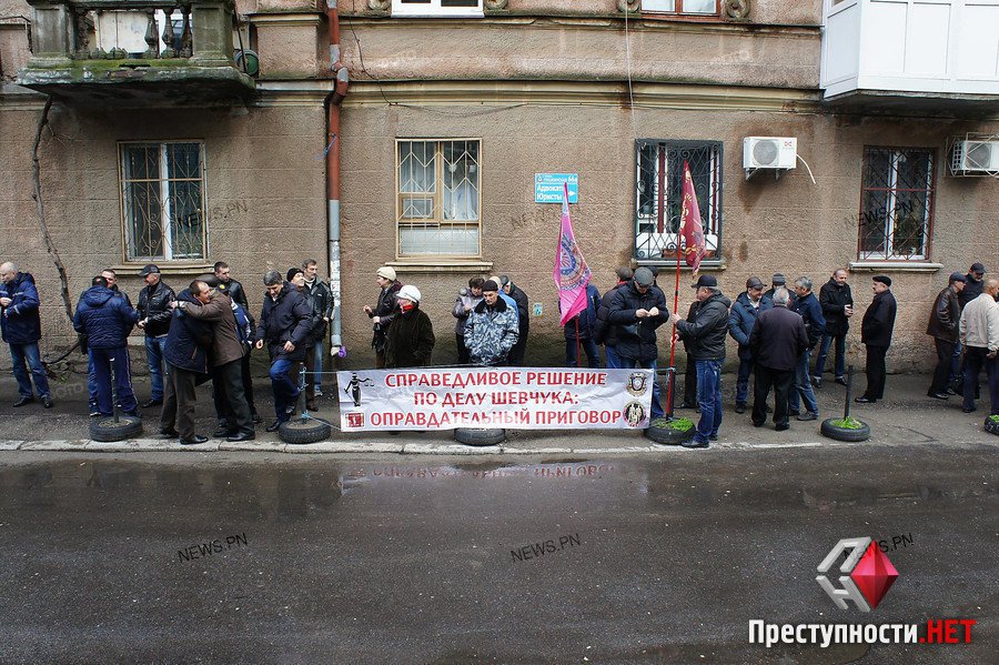 В Николаеве суд оправдал экс-главу милиции, обвиняемого в разгоне местного Евромайдана - 43397 В Николаеве суд оправдал экс-главу милиции, обвиняемого в разгоне местного Евромайдана - фото 43397