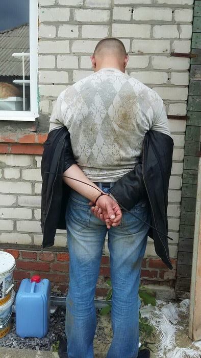 На Донбассе троих "антикоррупционеров" поймали на получении взятки - 47505 На Донбассе троих "антикоррупционеров" поймали на получении взятки - фото 47505