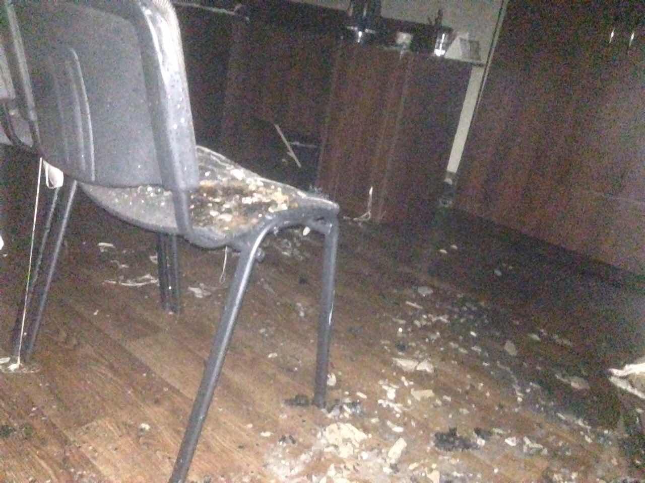 В вотчине Вилкула подожгли офис "Оппоблока" - 46359 В вотчине Вилкула подожгли офис "Оппоблока" - фото 46359