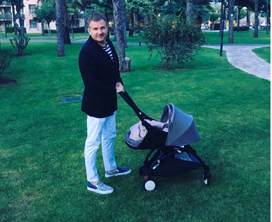 Сладкие моменты: Юрий Горбунов показал трогательное фото с сыном - 48711 Сладкие моменты: Юрий Горбунов показал трогательное фото с сыном - фото 48711