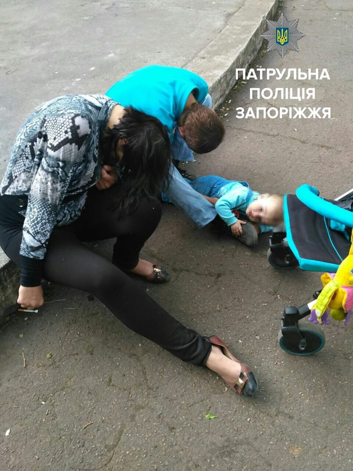 О - ответственность. В Запорожье муж с женой "отключились", пока рядом плакал ребенок - 45078 О - ответственность. В Запорожье муж с женой "отключились", пока рядом плакал ребенок - фото 45078