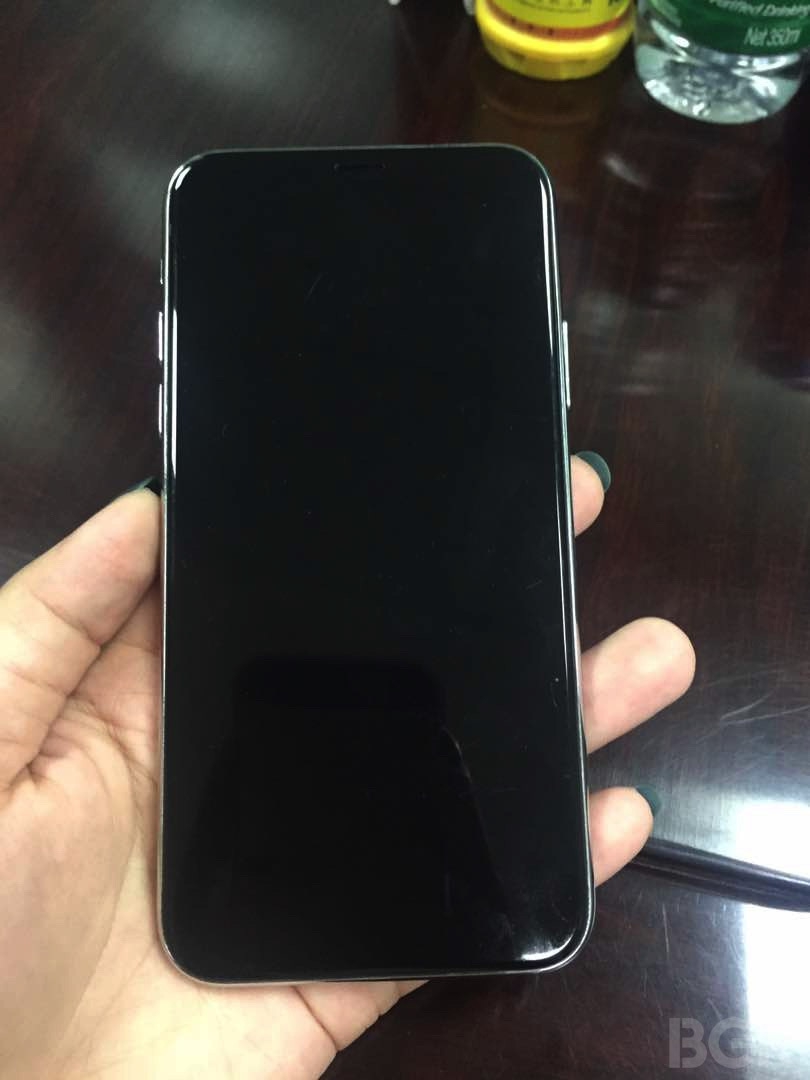 iPhone 8: Появился макет нового смартфона - 47221 iPhone 8: Появился макет нового смартфона - фото 47221