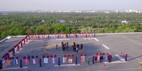 Красная дорожка Евровидения-2017. В Киеве прошло открытие песенного конкурса - 45479 Красная дорожка Евровидения-2017. В Киеве прошло открытие песенного конкурса - фото 45479