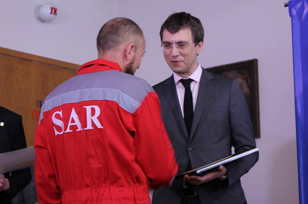Экипаж украинского катера наградили за отпор кораблю РФ - 46317 Экипаж украинского катера наградили за отпор кораблю РФ - фото 46317