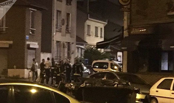 Парижский ресторан подожгли коктейлем Молотова, 12 человек пострадало - 51089 Парижский ресторан подожгли коктейлем Молотова, 12 человек пострадало - фото 51089