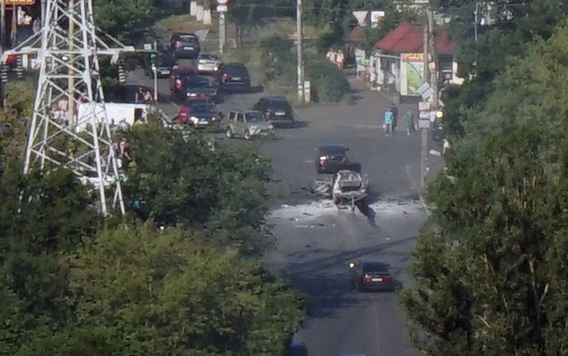 В Киеве прогремел мощный взрыв: от авто ничего не осталось - 54248 В Киеве прогремел мощный взрыв: от авто ничего не осталось - фото 54248