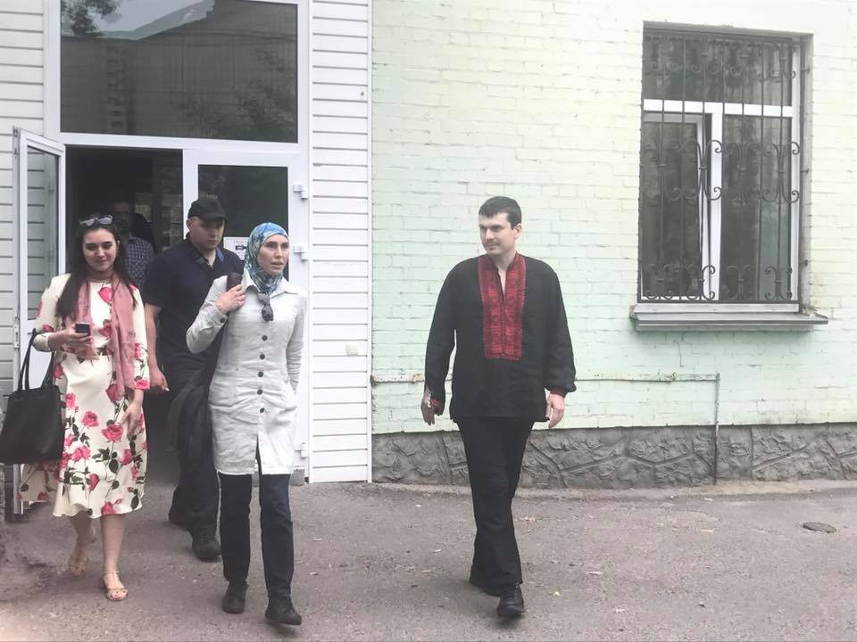 Назвал заказчика. Осмаева выписали с больницы - 50408 Назвал заказчика. Осмаева выписали с больницы - фото 50408