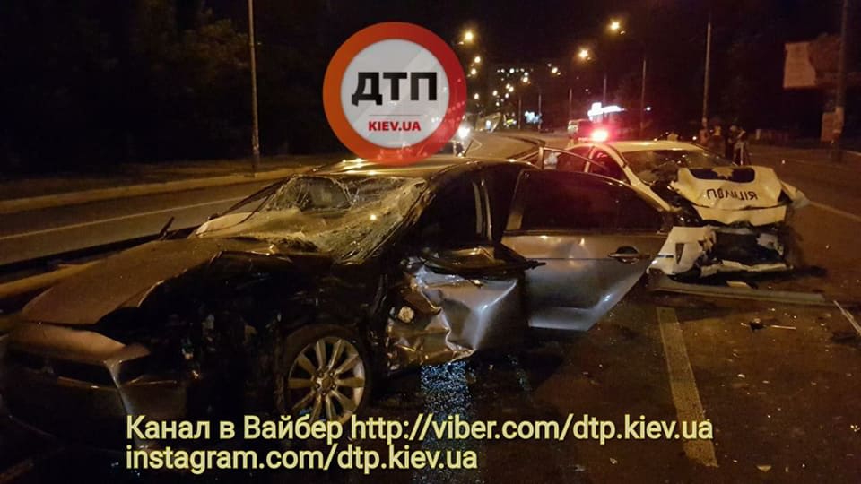 Полицейские попало в лобовое ДТП из-за погони за авто с европейскими номерами - 52788 Полицейские попало в лобовое ДТП из-за погони за авто с европейскими номерами - фото 52788