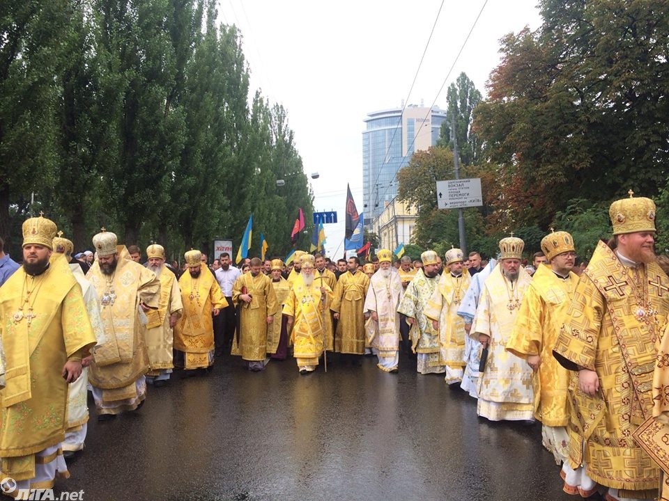 День крещения Руси 2017: В столице прошел крестный ход УПЦ КП с ветеранами АТО (фото) - 61637 День крещения Руси 2017: В столице прошел крестный ход УПЦ КП с ветеранами АТО (фото) - фото 61637