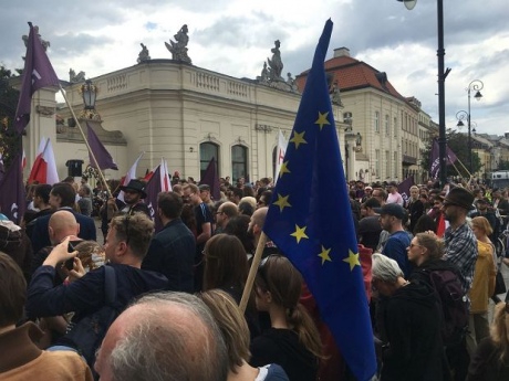 Акция протеста в столице Польши - 58225 Акция протеста в столице Польши - фото 58225