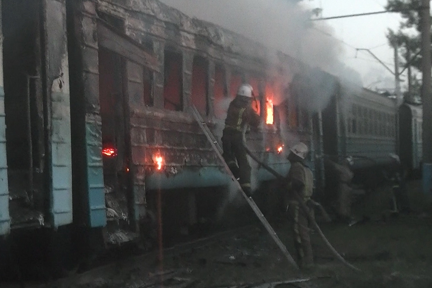 Пожар в харьковском депо - 58246 Пожар в харьковском депо - фото 58246