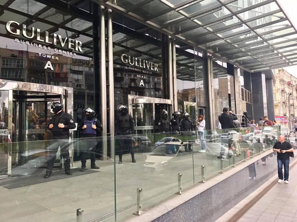Обыски в ТРЦ Gylliver - 57823 Обыски в ТРЦ Gylliver - фото 57823