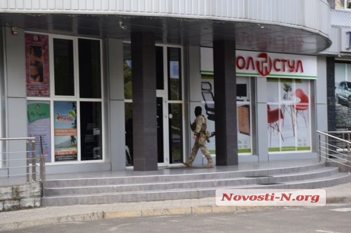 В Николаеве обыскивают 90 депутатов и бизнесменов - 70047 В Николаеве обыскивают 90 депутатов и бизнесменов - фото 70047
