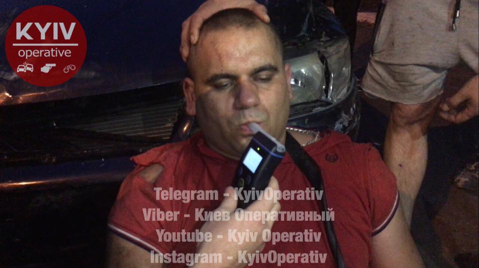 В Киеве пьяный вусмерть водитель совершил 4 ДТП за один вечер - 64753 В Киеве пьяный вусмерть водитель совершил 4 ДТП за один вечер - фото 64753