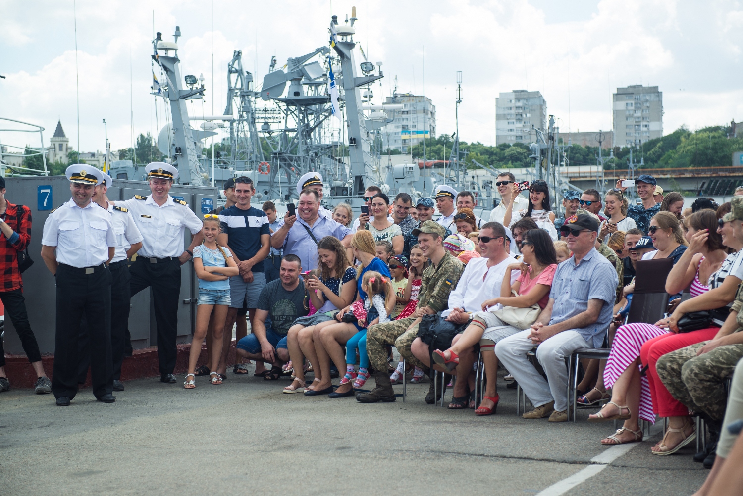 Зеленский, Кошевой и Казанин встретились с украинскими моряками в Одессе - 63691 Зеленский, Кошевой и Казанин встретились с украинскими моряками в Одессе - фото 63691