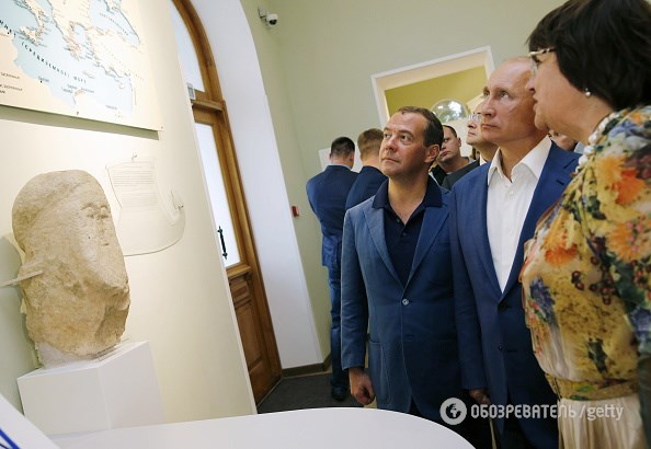 Путин и Медведев съездили в оккупированный Севастополь - 67971 Путин и Медведев съездили в оккупированный Севастополь - фото 67971