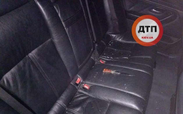 В Киеве вечером обстреляли авто и похитили мужчину - 68035 В Киеве вечером обстреляли авто и похитили мужчину - фото 68035