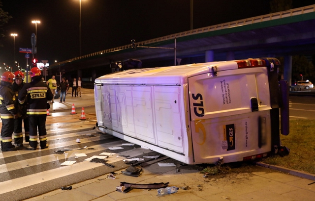 В Польше неизвестные напали на кортеж Генсека НАТО СТолтенберга - 69386 В Польше неизвестные напали на кортеж Генсека НАТО СТолтенберга - фото 69386