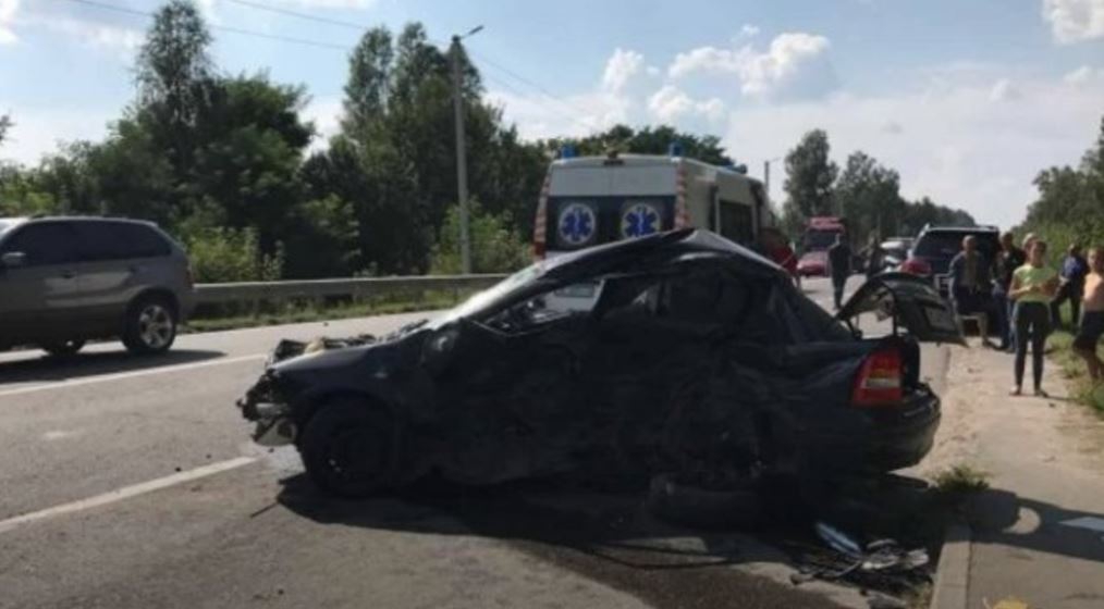 Автомобиль владельца популярного телеканала попал в ДТП, есть погибшие - 67868 Автомобиль владельца популярного телеканала попал в ДТП, есть погибшие - фото 67868