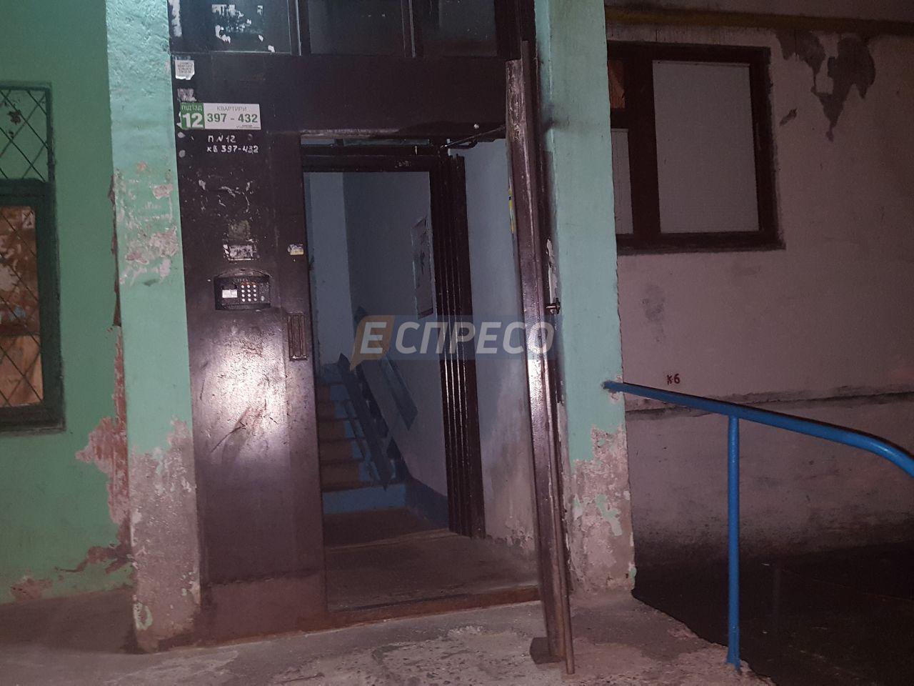 В Киеве маньяк перерезал родственников и провел сутки с их телами - 63811 В Киеве маньяк перерезал родственников и провел сутки с их телами - фото 63811