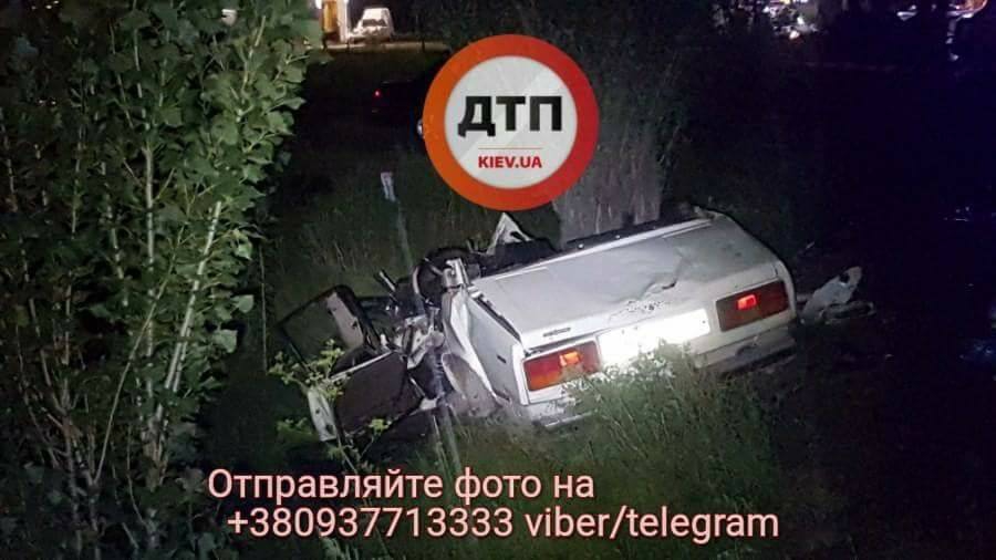 Смертельное ДТП: Под Киевом погибли 7 человек, среди них ребенок - 64104 Смертельное ДТП: Под Киевом погибли 7 человек, среди них ребенок - фото 64104
