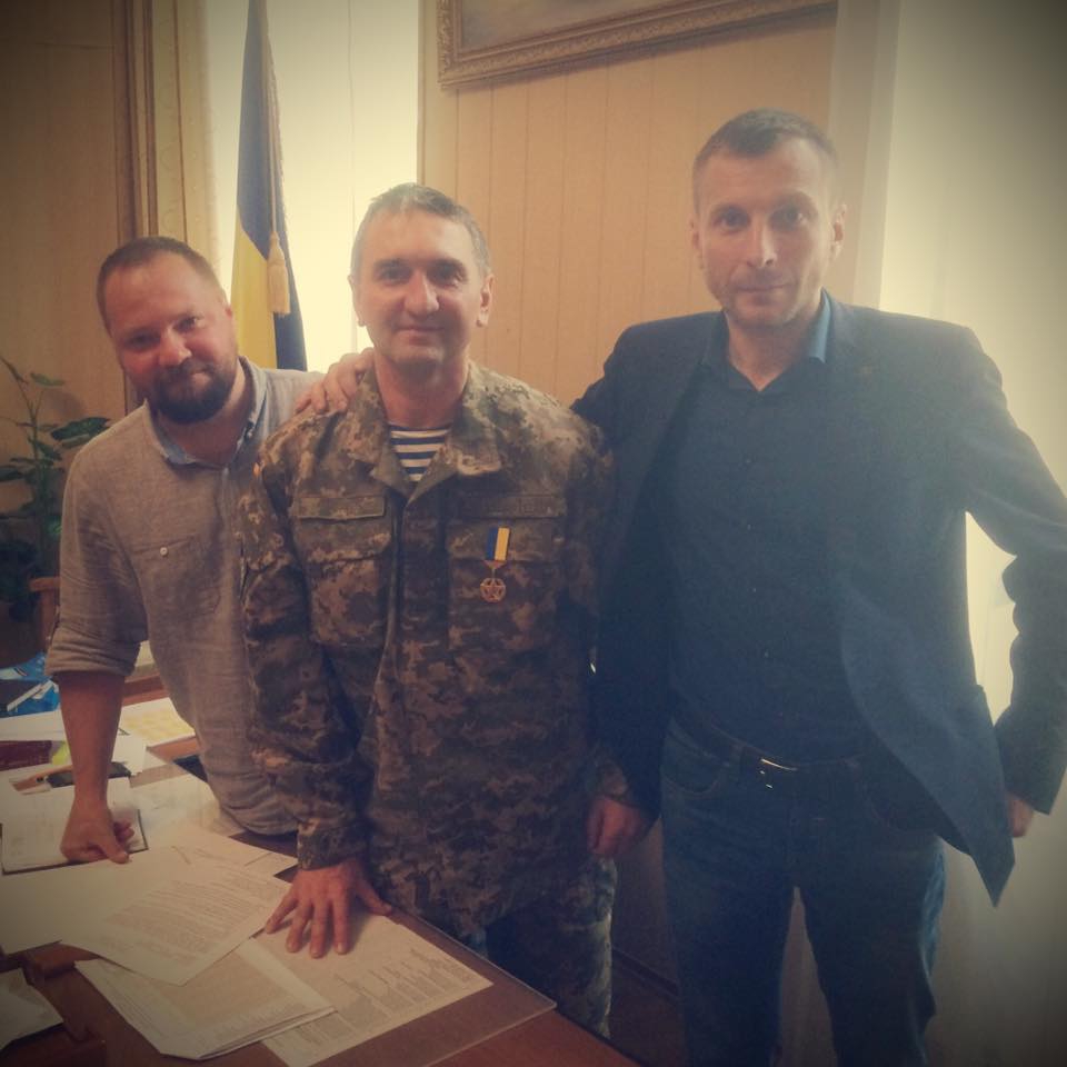 Учасники штурму Савур-Могили Максим Музика, Ігор Гордійчук та Сергій Бистров - 69063 Учасники штурму Савур-Могили Максим Музика, Ігор Гордійчук та Сергій Бистров - фото 69063