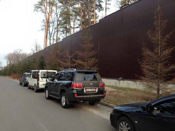 Блогер придумал, как отгородиться стеной от России - 66929 Блогер придумал, как отгородиться стеной от России - фото 66929