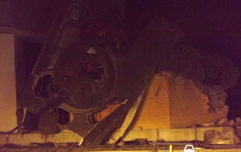 В сети появились фото с места взрыва в оккупированном Луганске - 74991 В сети появились фото с места взрыва в оккупированном Луганске - фото 74991