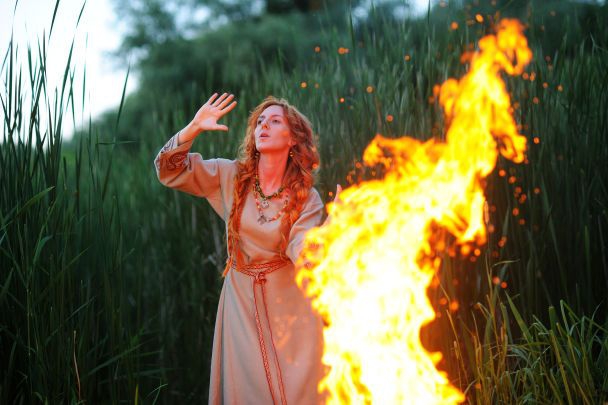 ILLARIA выпустила новый клип на песню ILLARIA выпустила новый клип на песню