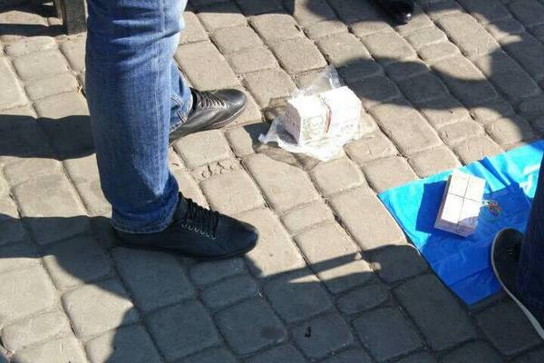 Бывший топ-чиновник попался на крупной взятке в Харькове - 76356 Бывший топ-чиновник попался на крупной взятке в Харькове - фото 76356