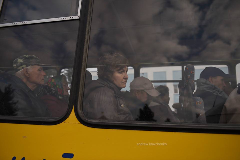Ад в Калиновке: В сети появились шокирующие фото и видео взрывов, разрушений и эвакуации - 76809 Ад в Калиновке: В сети появились шокирующие фото и видео взрывов, разрушений и эвакуации - фото 76809