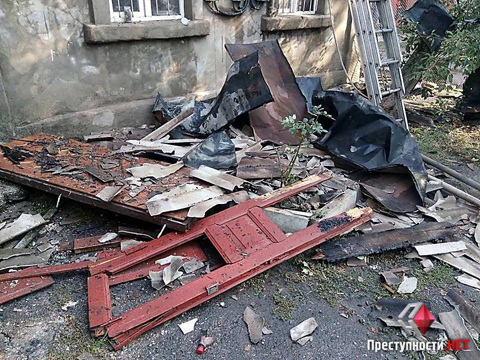 В центре Николаева взорвался жилой дом - 75304 В центре Николаева взорвался жилой дом - фото 75304