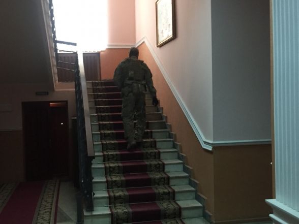 В Тернополе СБУ и ГПУ пришли с обысками в областную прокуратуру и полицию - 75239 В Тернополе СБУ и ГПУ пришли с обысками в областную прокуратуру и полицию - фото 75239
