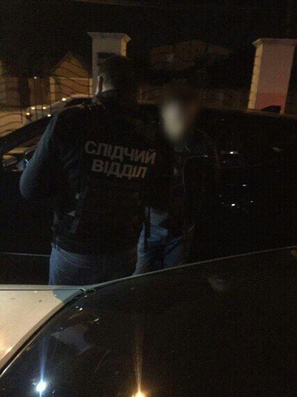 На взятке попался руководитель исполнительной службы Одесской области - 77487 На взятке попался руководитель исполнительной службы Одесской области - фото 77487