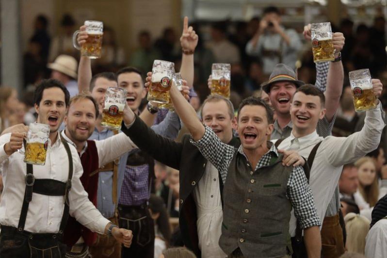 В Мюнхене стартовал "Oktoberfest" - 74461 В Мюнхене стартовал "Oktoberfest" - фото 74461