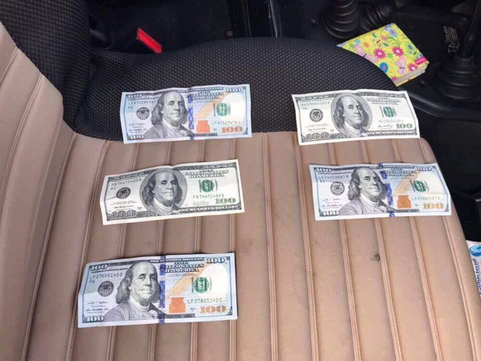 На взятке в 500 долларов поймали заместителя начальника Тячевского отдела полиции - 81823 На взятке в 500 долларов поймали заместителя начальника Тячевского отдела полиции - фото 81823