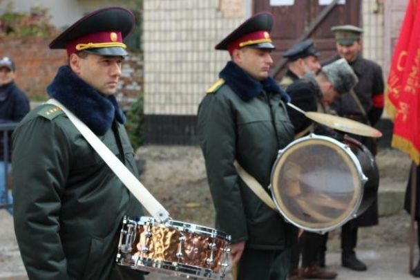 Как в Виннице открыли памятник Симону Петлюре - 81691 Как в Виннице открыли памятник Симону Петлюре - фото 81691
