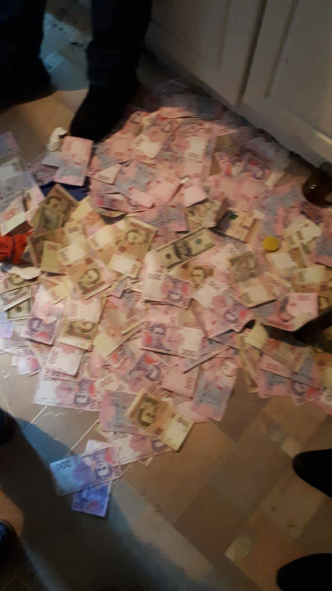 Полиция задержала грабителей пассажирского автобуса - 80147 Полиция задержала грабителей пассажирского автобуса - фото 80147