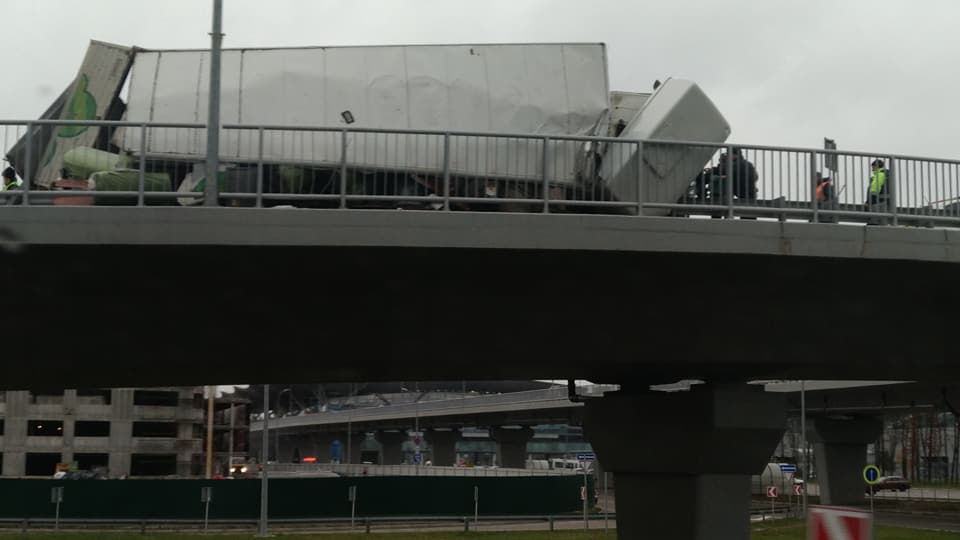 В аэропорту 'Борисполь' случилось второе ДТП за день - 86401 В аэропорту 'Борисполь' случилось второе ДТП за день - фото 86401