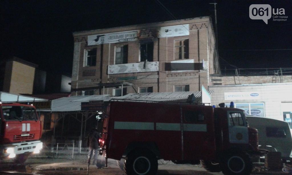 В Запорожье из-за пожара в хостеле погибли 5 человек - 77910 В Запорожье из-за пожара в хостеле погибли 5 человек - фото 77910