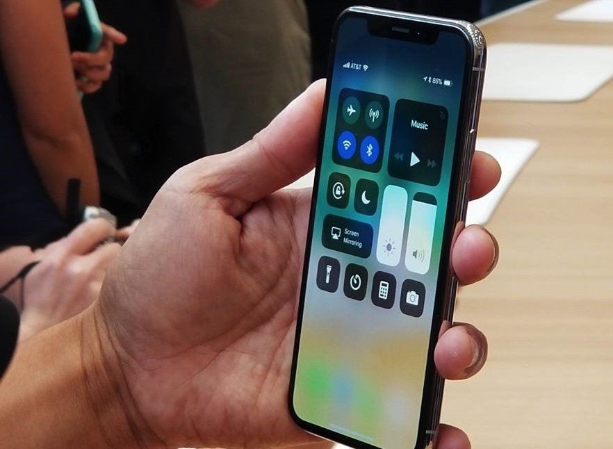 Названа цена и дата начала официальных продаж iPhone X в Украине - 91004 Названа цена и дата начала официальных продаж iPhone X в Украине - фото 91004